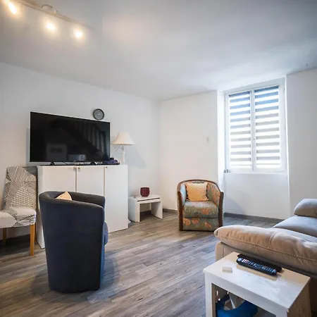 L'alcove Romaine * Nîmes